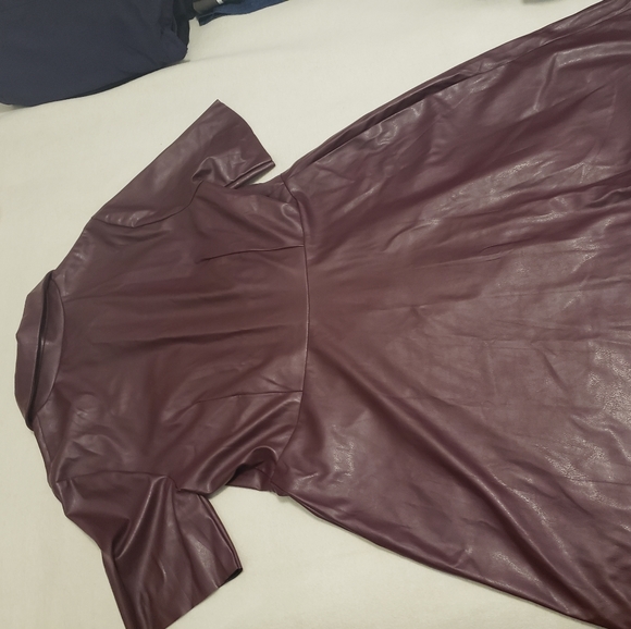 ASOS sz 12 Maroon short sleeve, button down front, faux leather - Picture 6 of 6